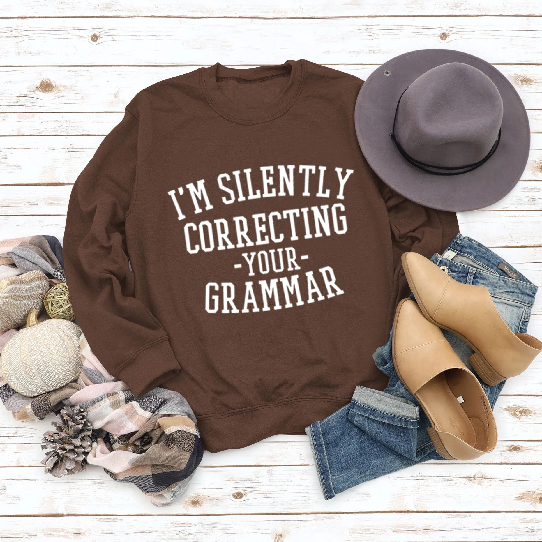 I'M SILENTLY CORRECTING YOUR LETTER LONG-SLEEVED SWEATSHIRT WOMAN