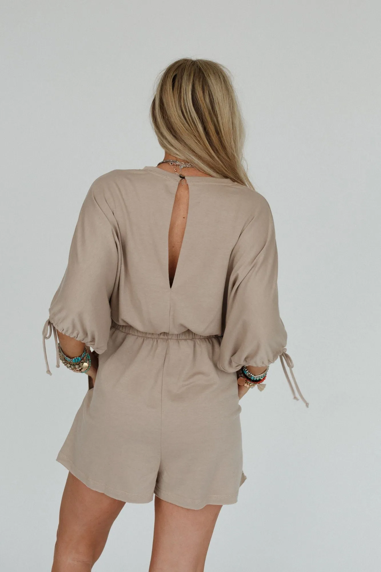 The Nest Carolina Comfy Romper - Taupe